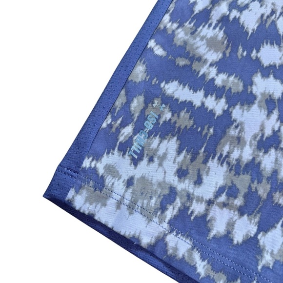 Under Armour Women's Iso-chill Shorebreak Hoodie, size Small - Picture 8 of 14